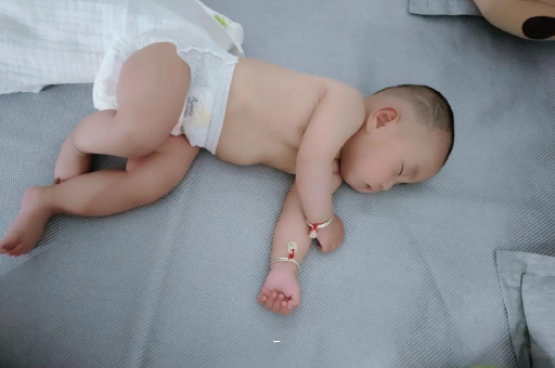 借卵生子机构三岁宝宝干呕